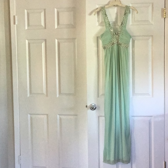 City Studio Formal Jeweled Green Gown Size 5 Junior - Picture 2 of 11